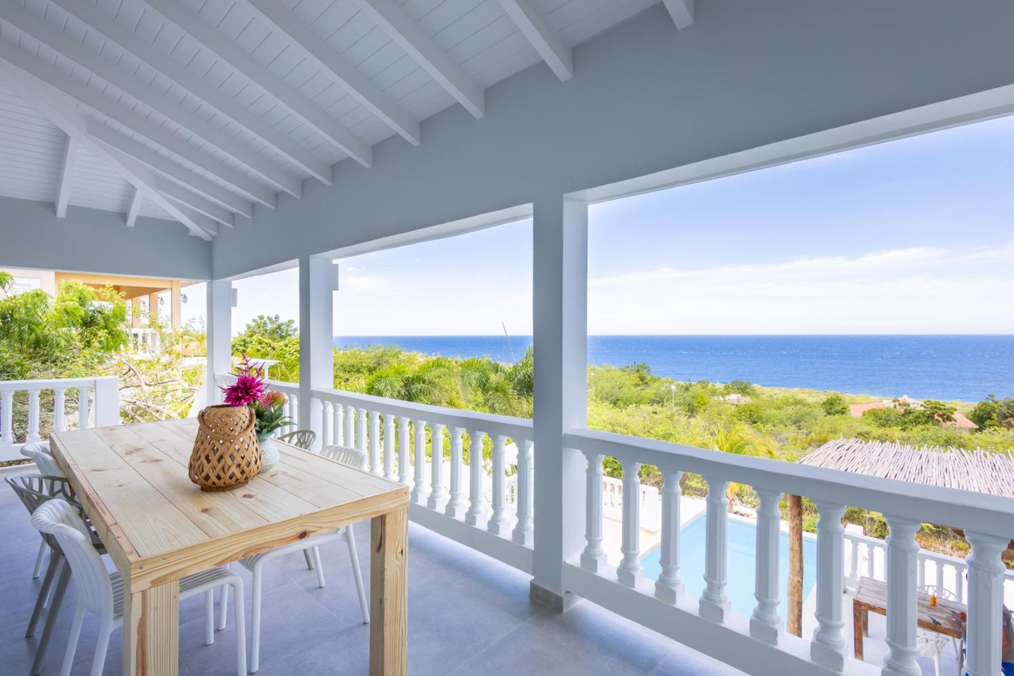 Coral Estate Holidays Willibrordus Rum bild