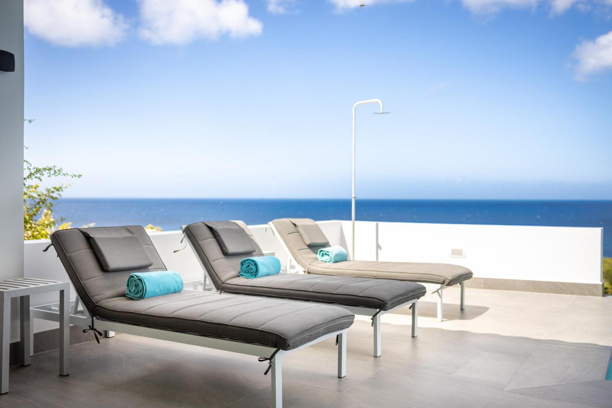 Coral Estate Holidays Willibrordus Rum bild