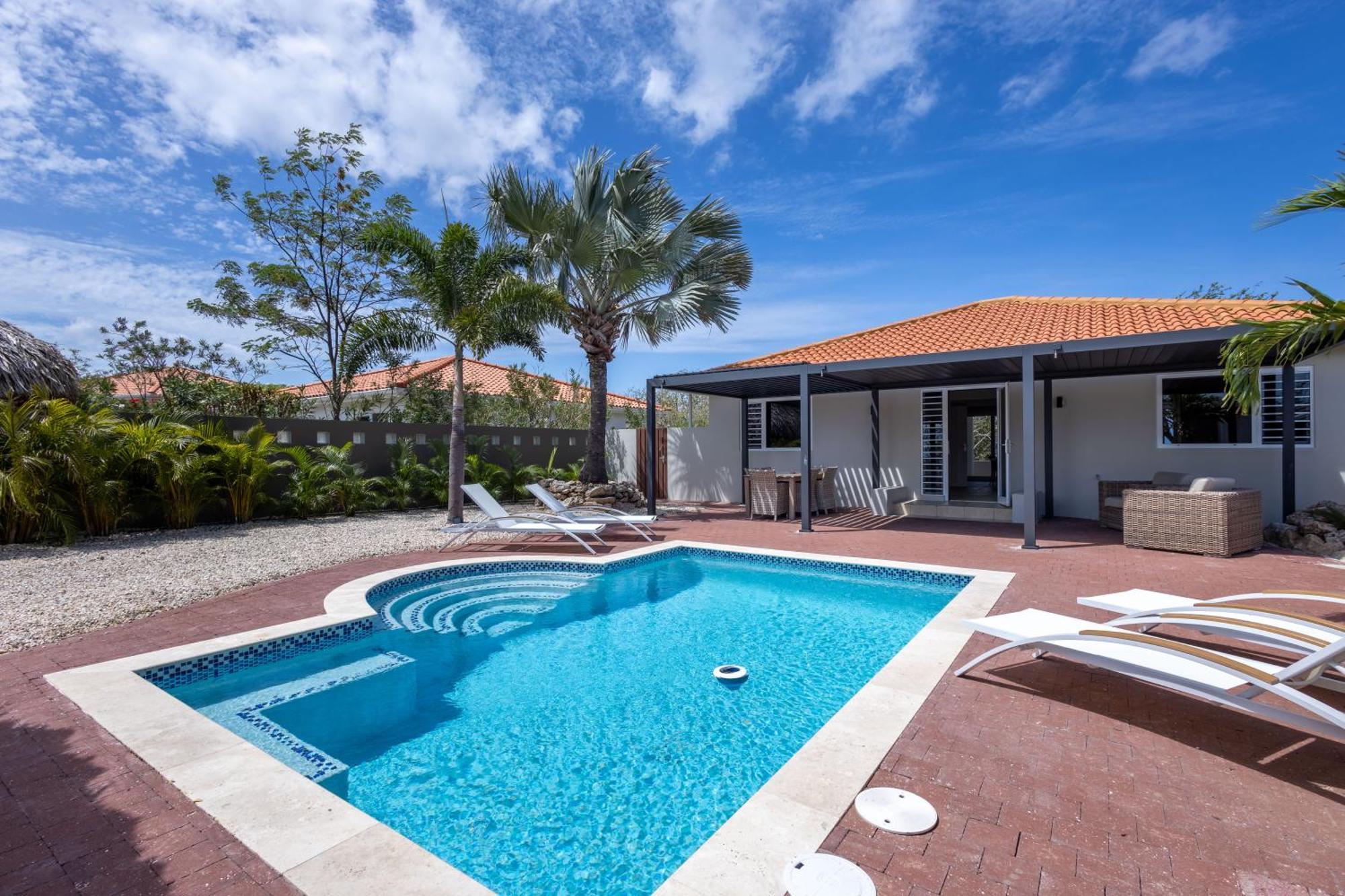 Coral Estate Holidays Willibrordus Rum bild
